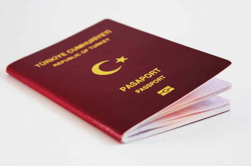 كيفية الحصول على جواز سفر تركي في تركيا